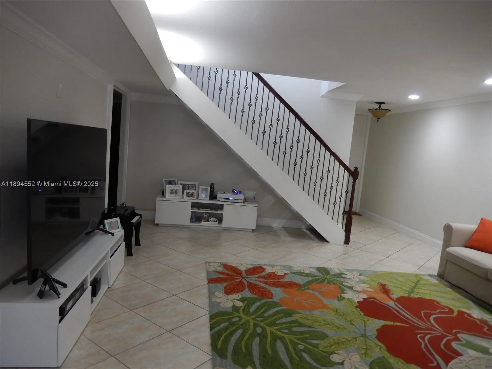 16000 Kilmarnock Dr