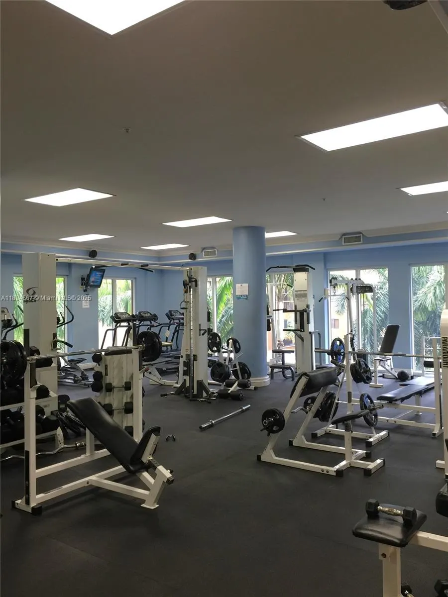 5091 NW 7th St, #803