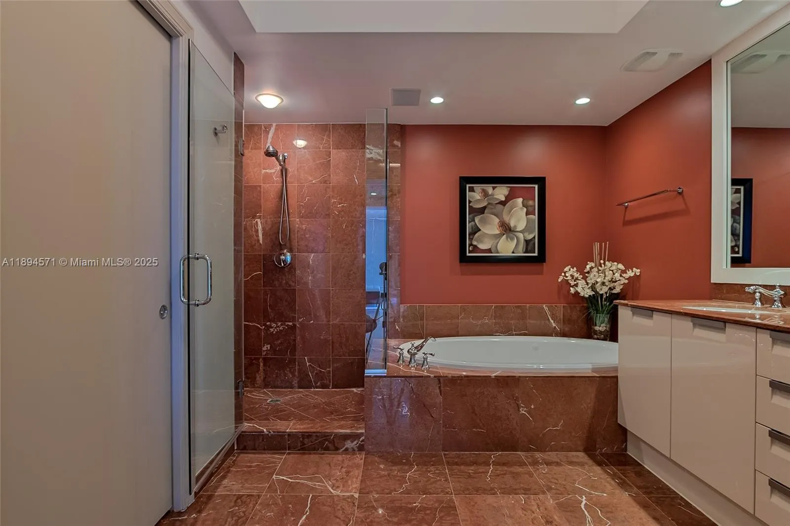 3535 S OCEAN DR, #2102