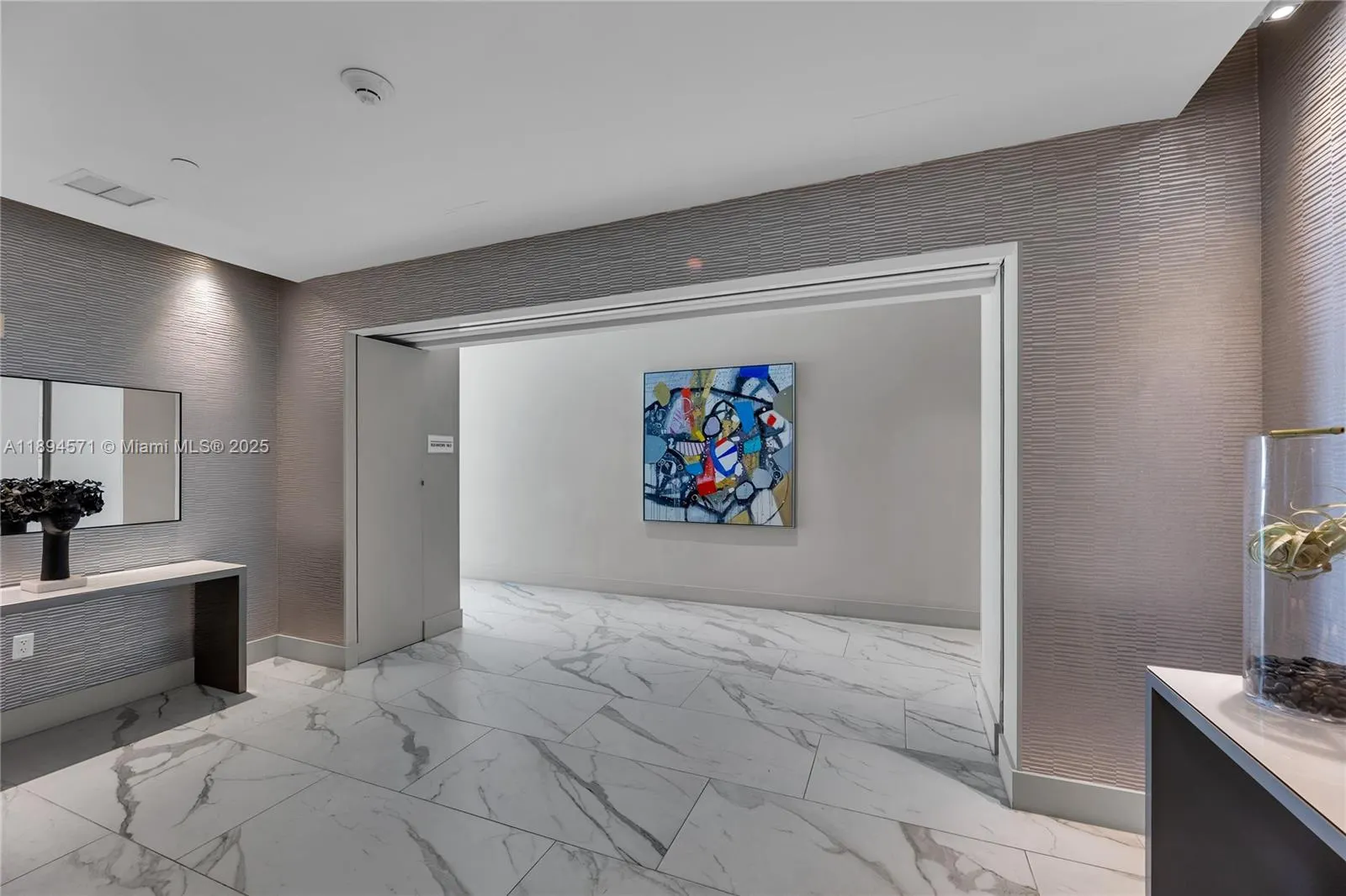 3535 S OCEAN DR, #2102
