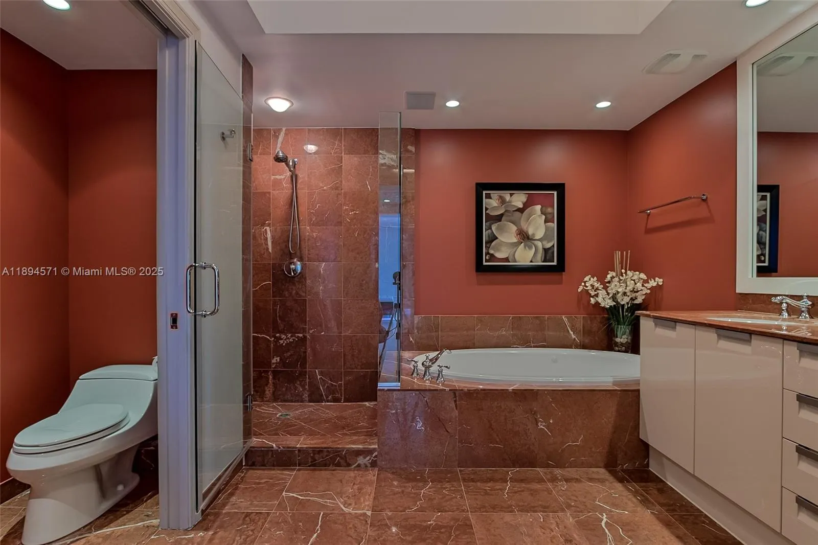 3535 S OCEAN DR, #2102