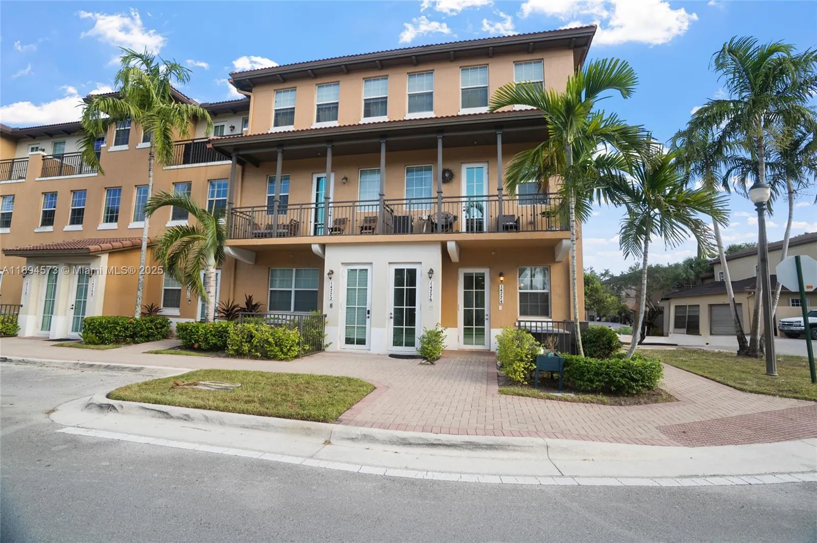 14774 SW 10th St, #14774