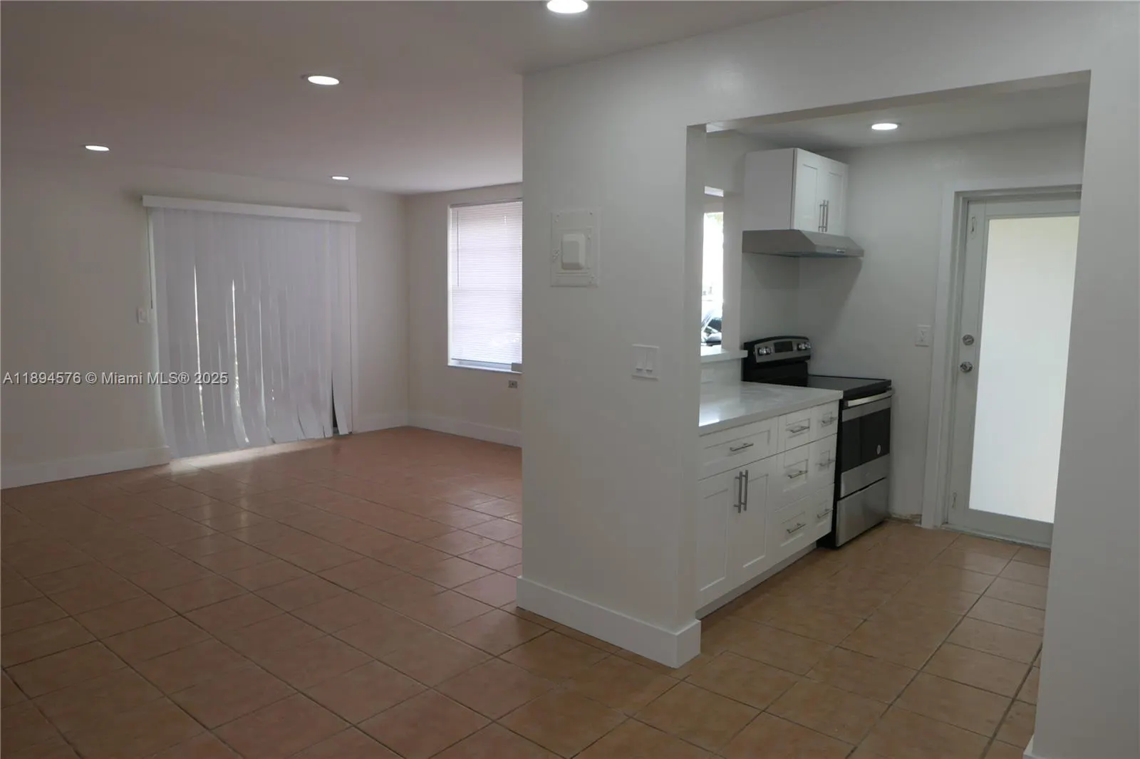 1720 Funston St, #111