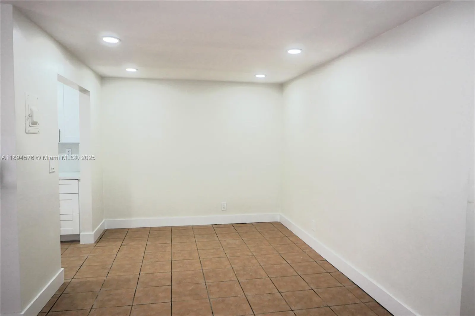 1720 Funston St, #111