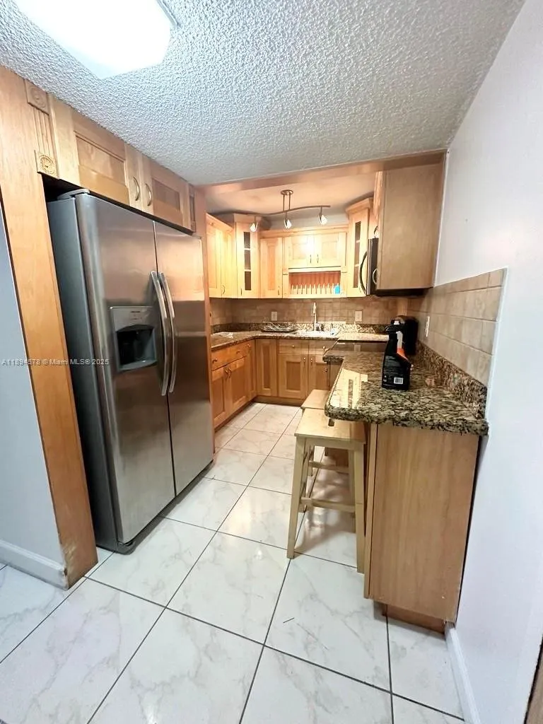 5050 NW 7th St, #411