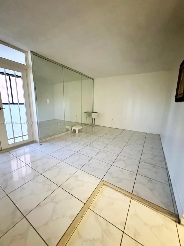5050 NW 7th St, #411