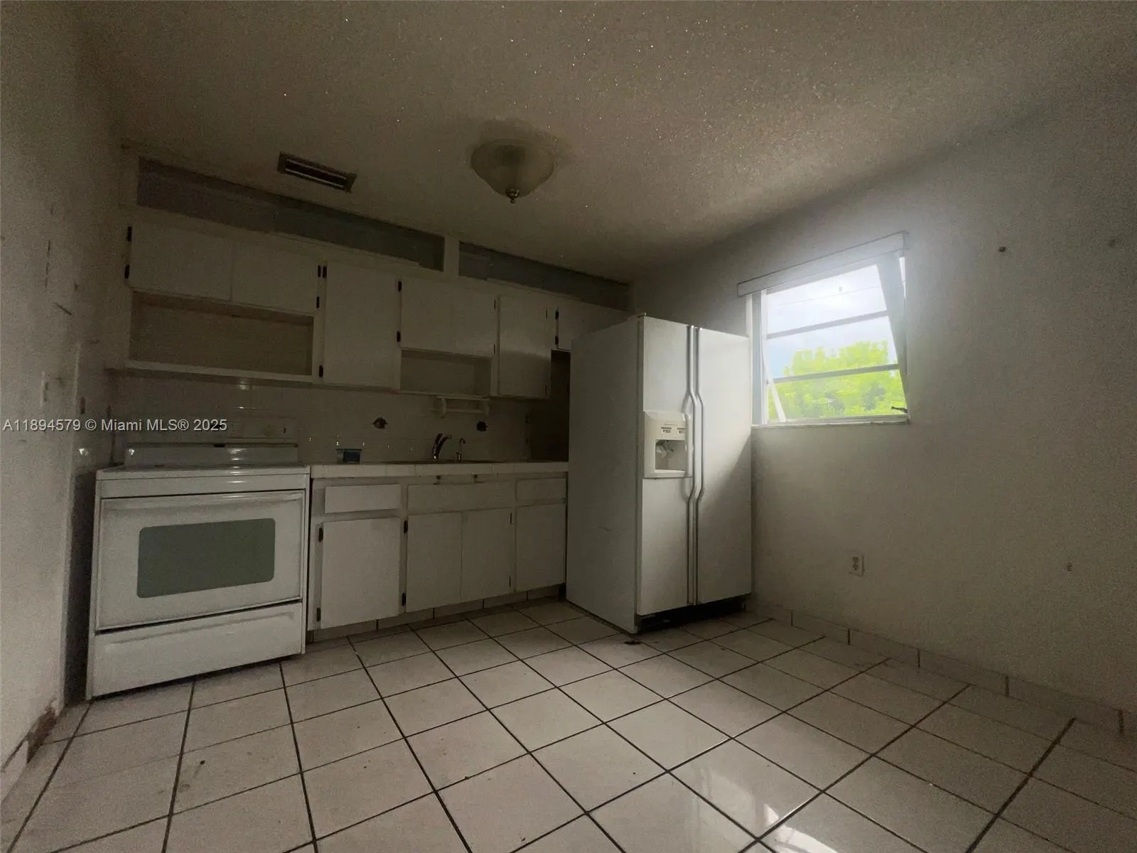 1250 W 26th Pl, #208