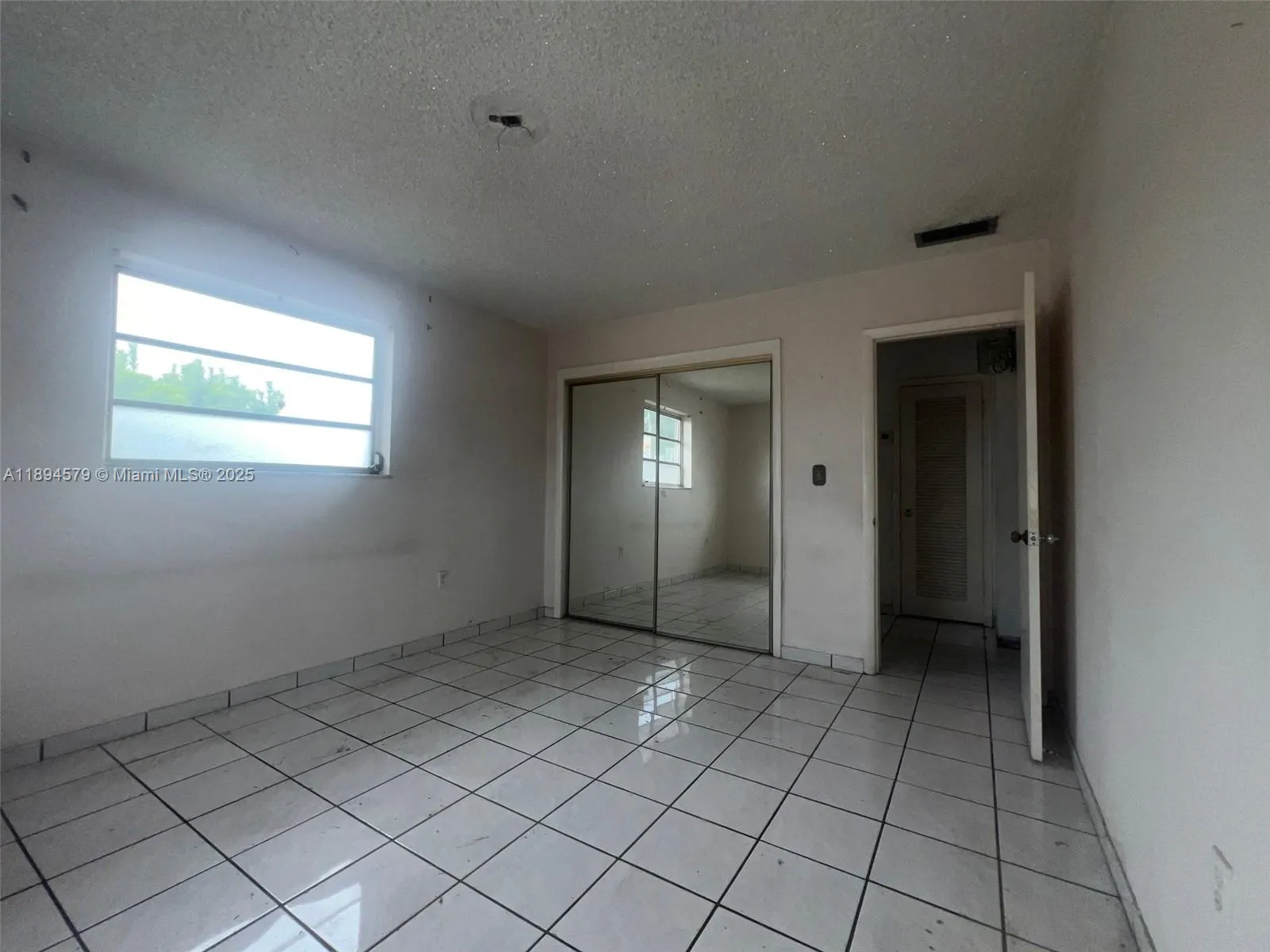 1250 W 26th Pl, #208