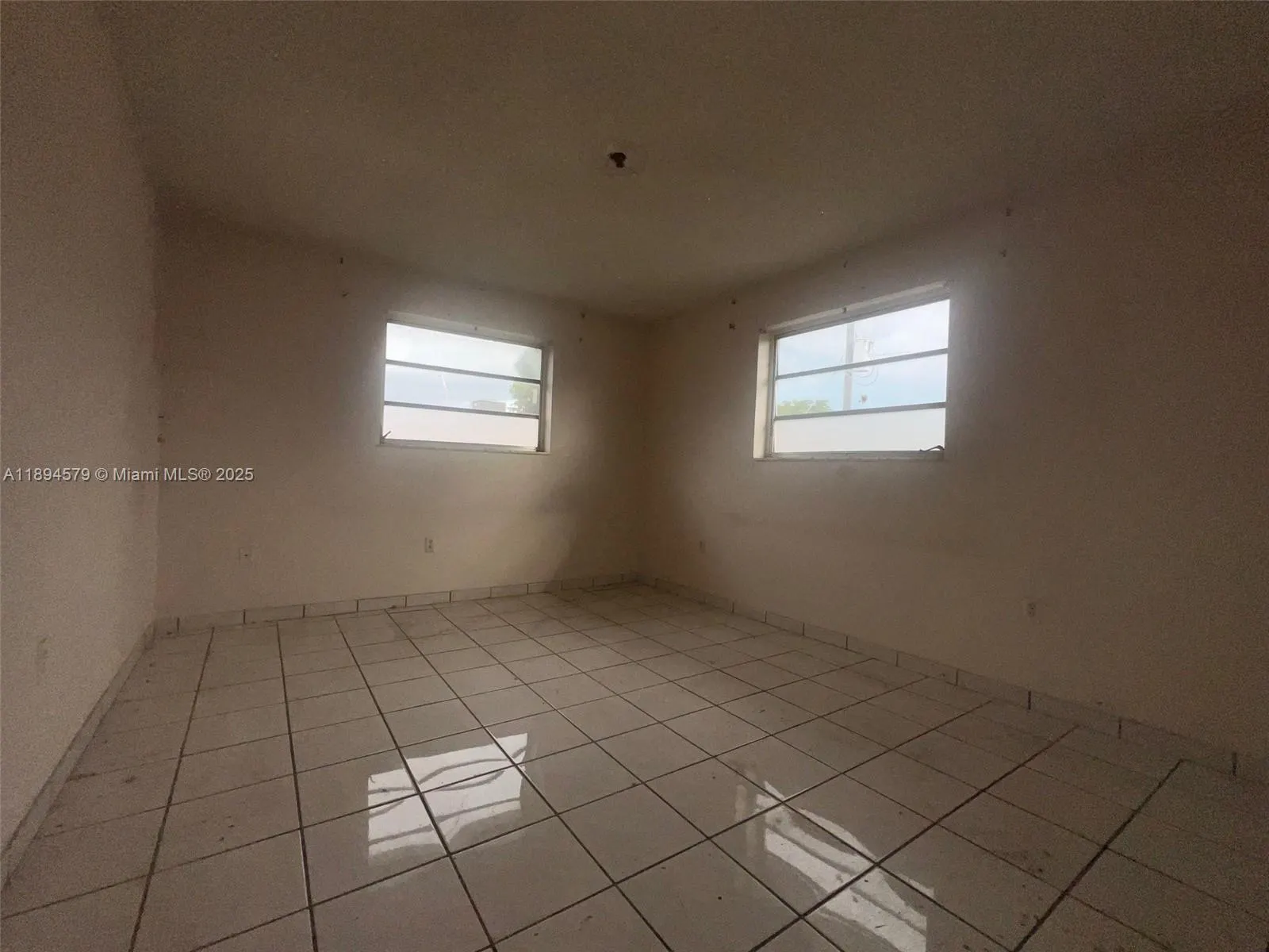 1250 W 26th Pl, #208
