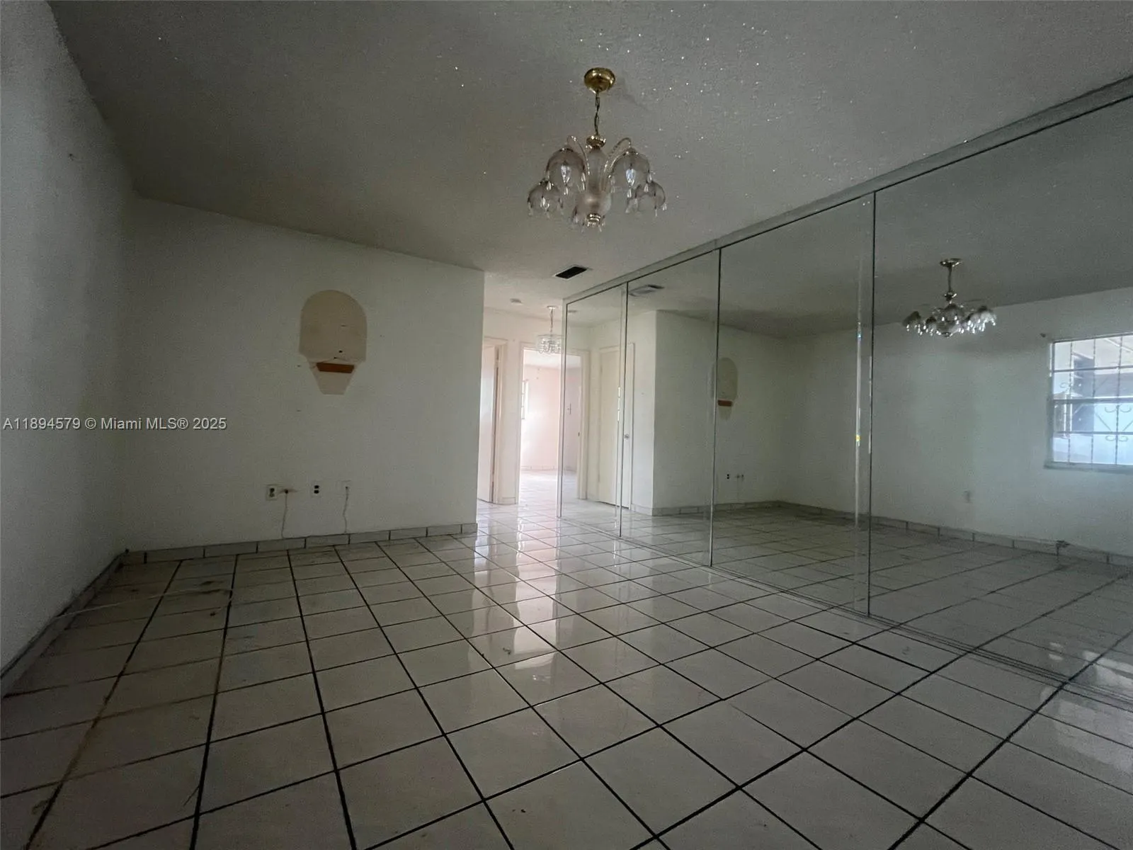 1250 W 26th Pl, #208