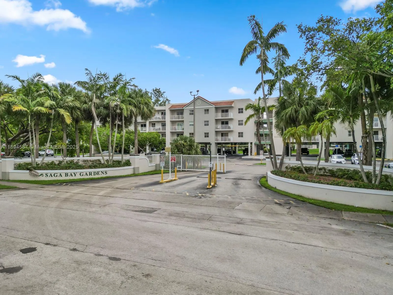 8260 SW 210th St, #211