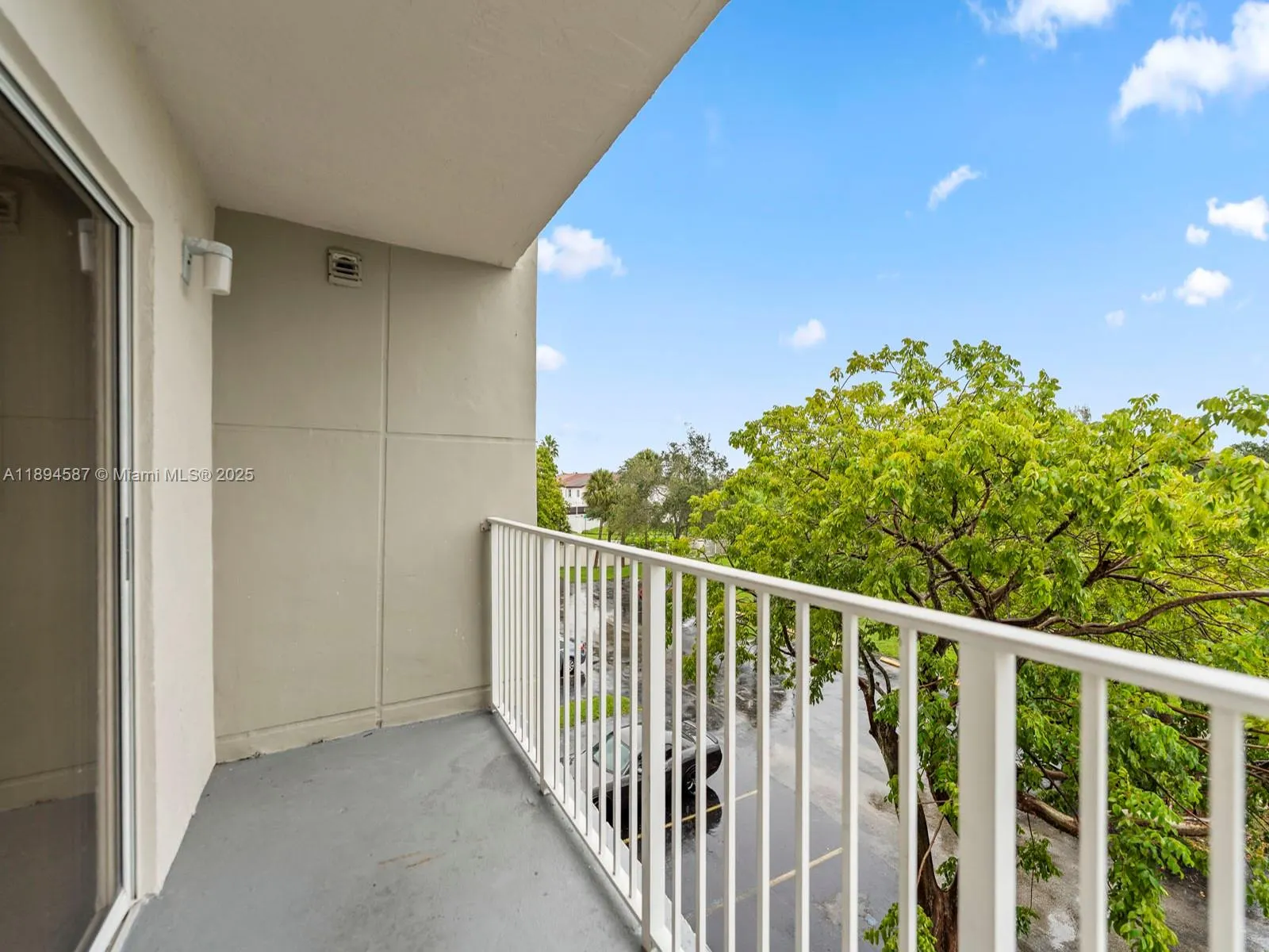 8260 SW 210th St, #211