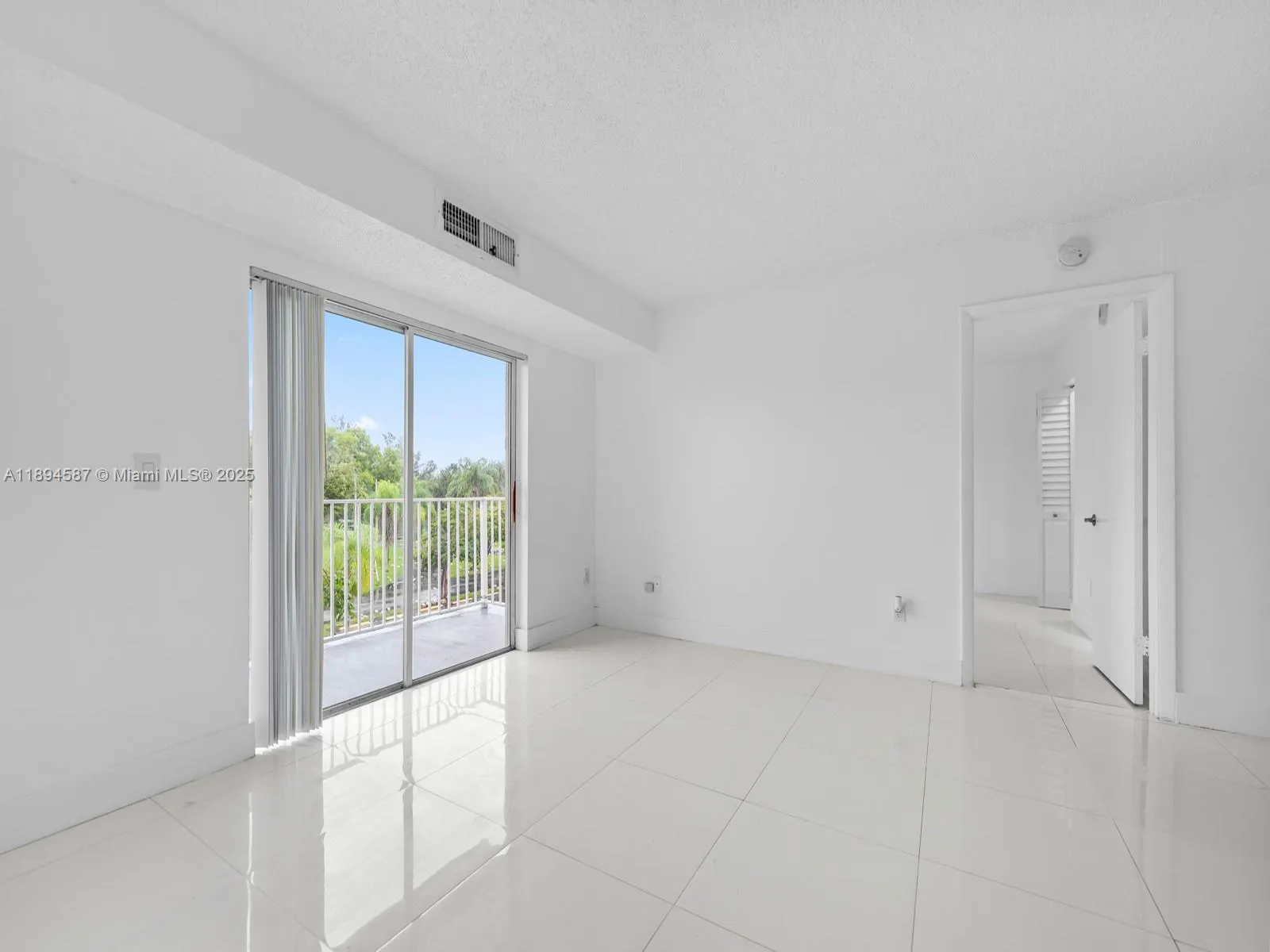 8260 SW 210th St, #211