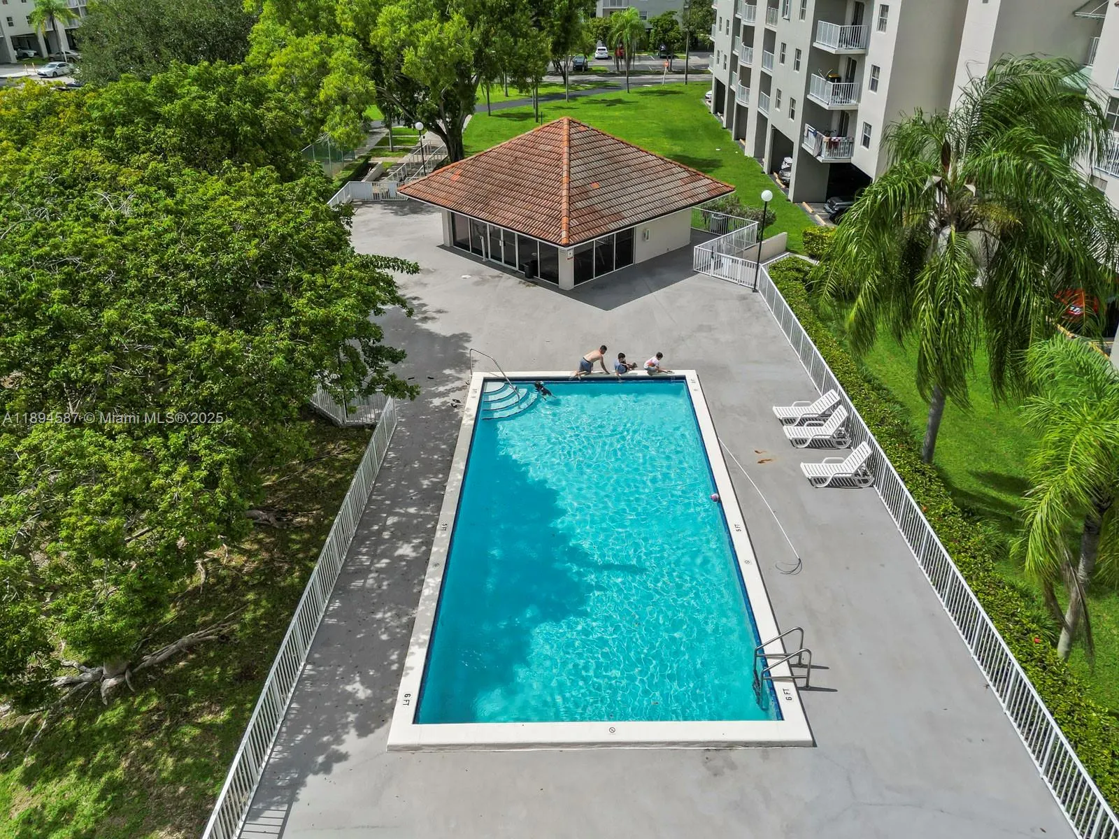 8260 SW 210th St, #211