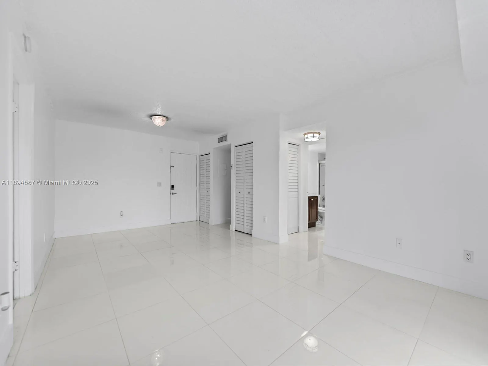 8260 SW 210th St, #211
