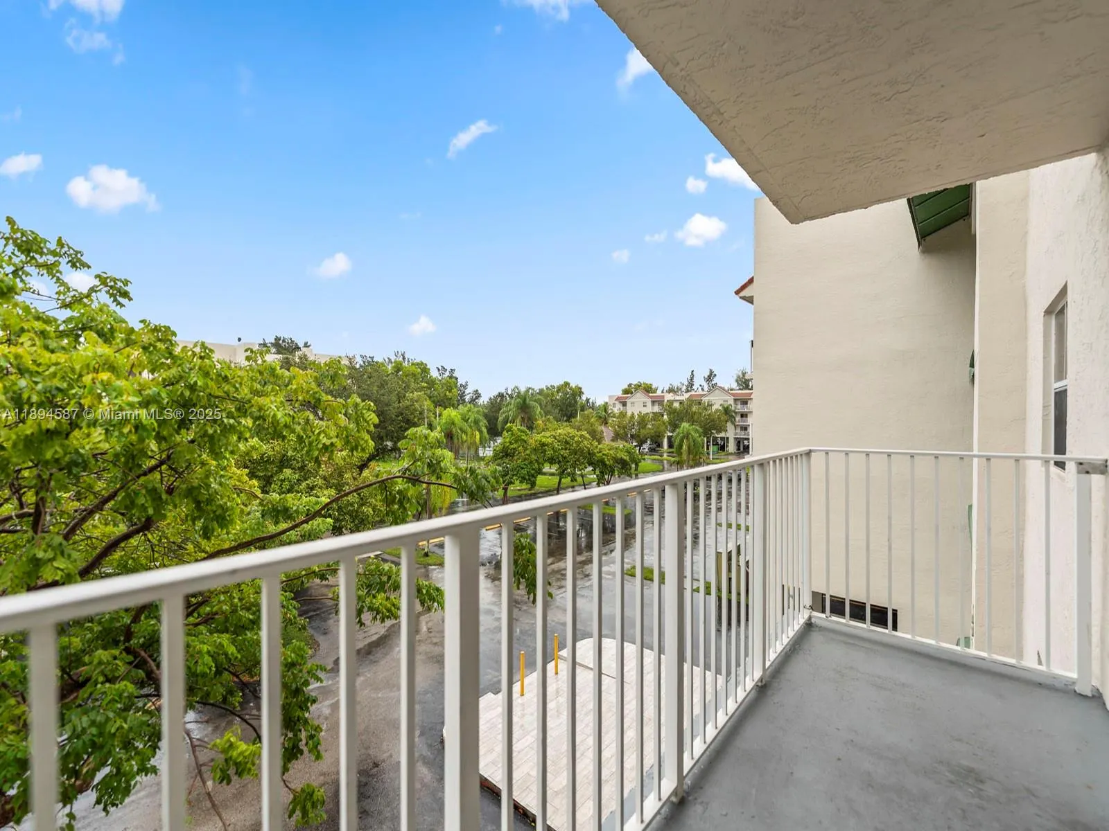 8260 SW 210th St, #211