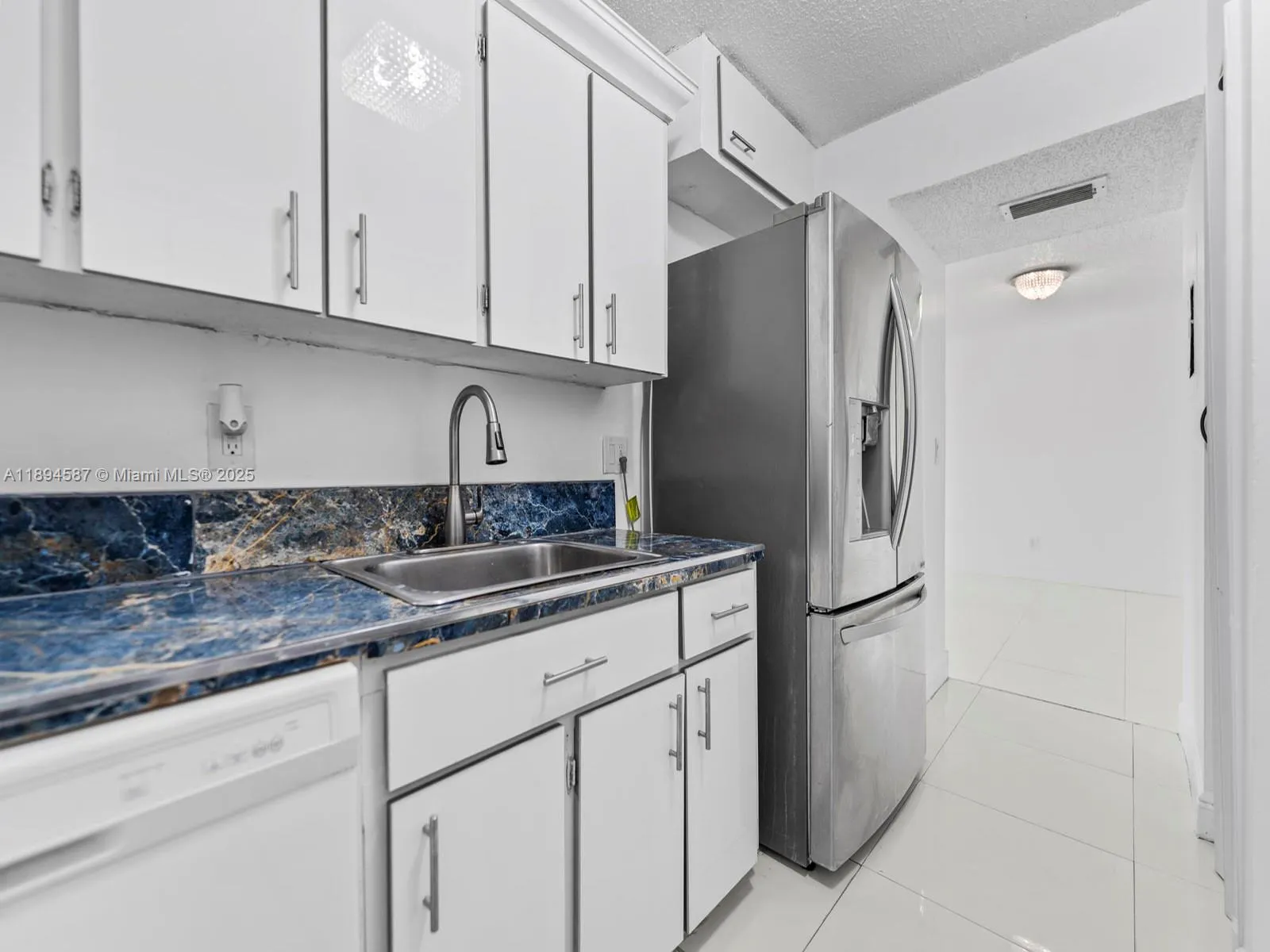 8260 SW 210th St, #211