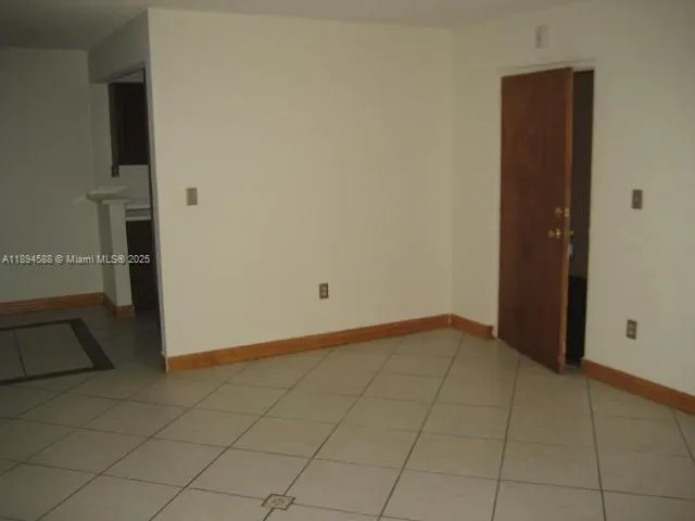 10810 N KENDALL DR, #Q-11