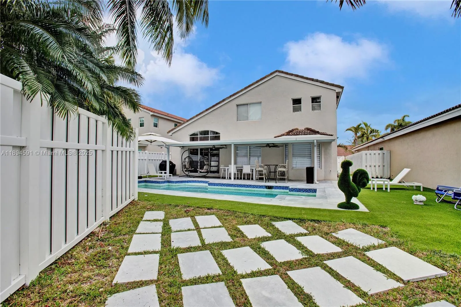 3432 SW 49th St