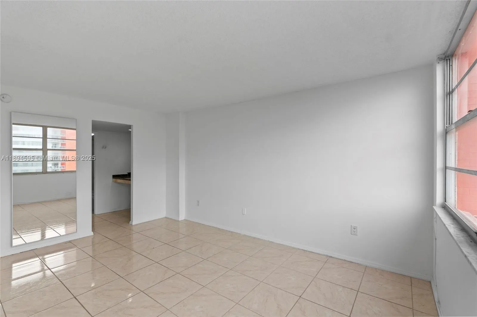 1301 NE Miami Gardens Dr, #1025W