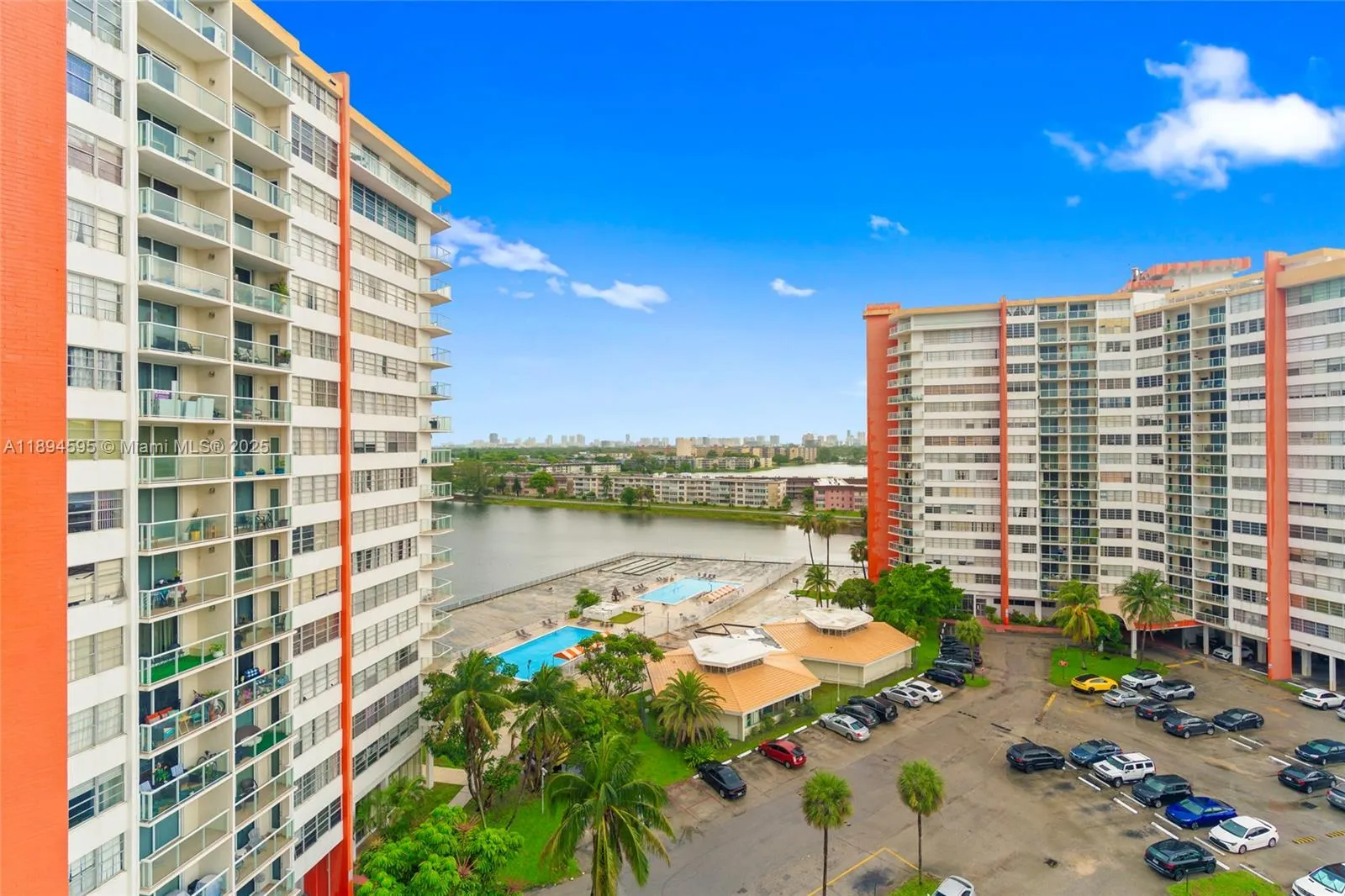1301 NE Miami Gardens Dr, #1025W
