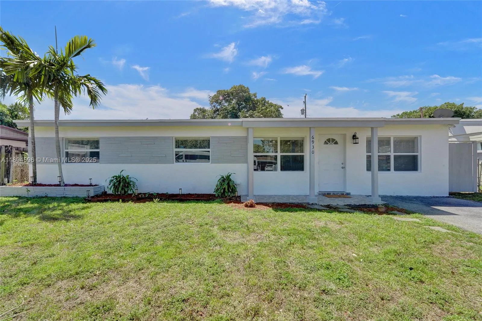 6930 SW 24th Ct