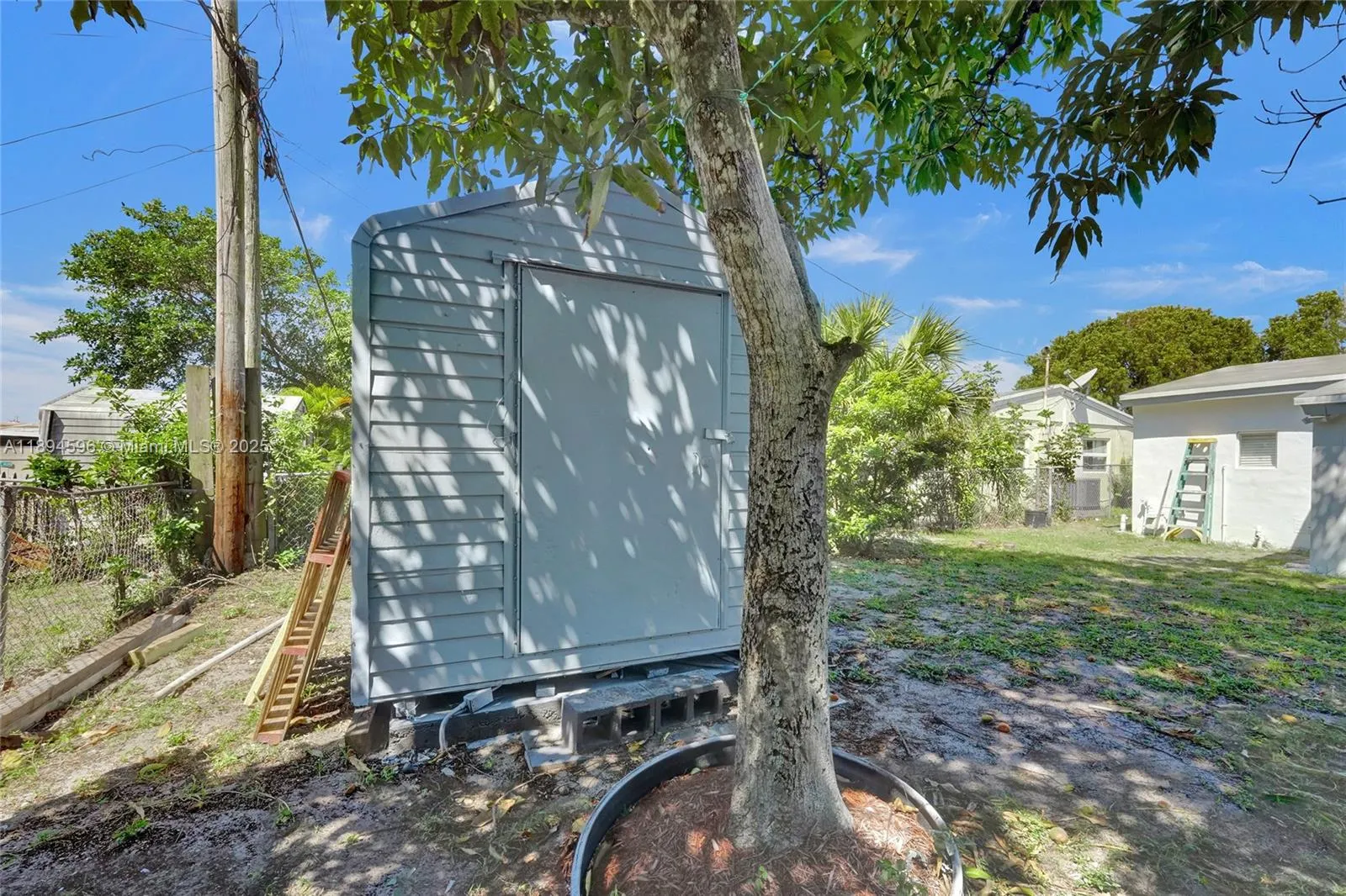 6930 SW 24th Ct