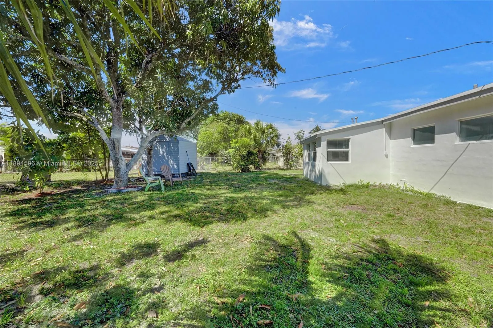 6930 SW 24th Ct