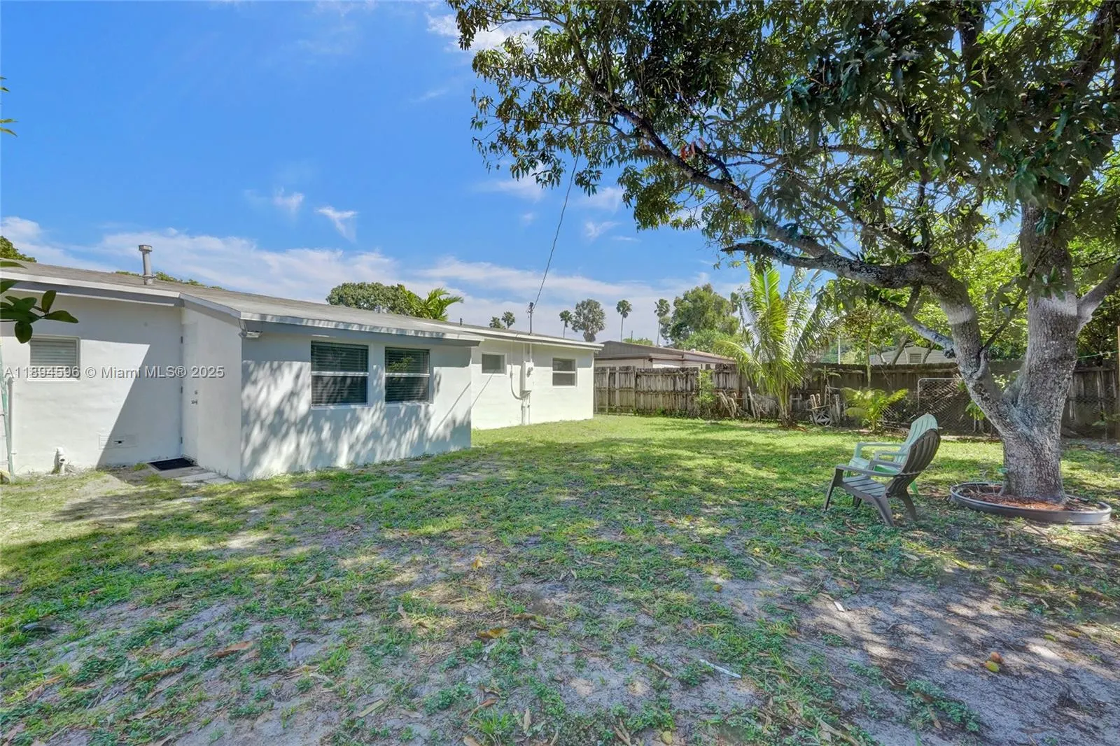 6930 SW 24th Ct
