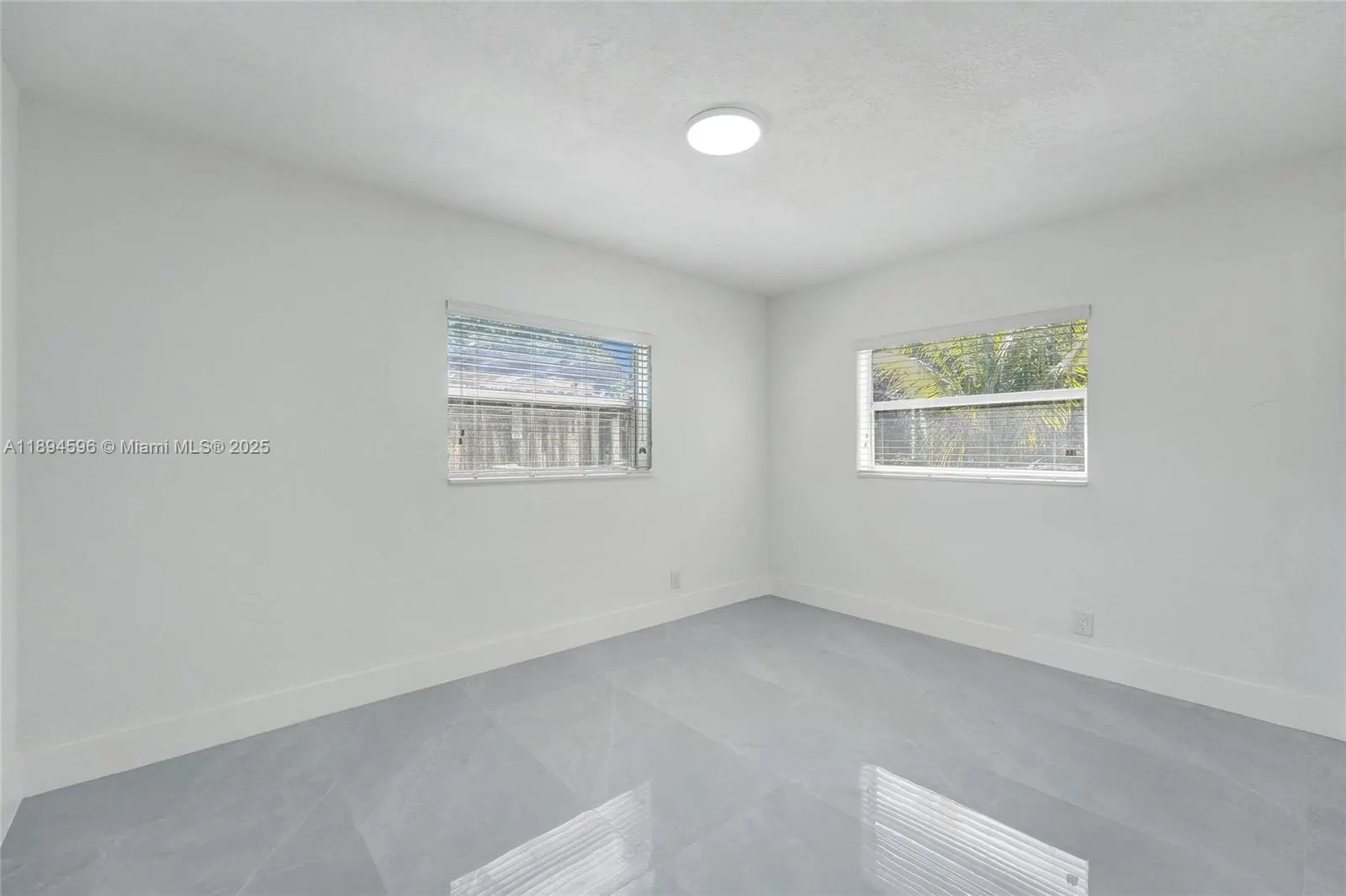 6930 SW 24th Ct
