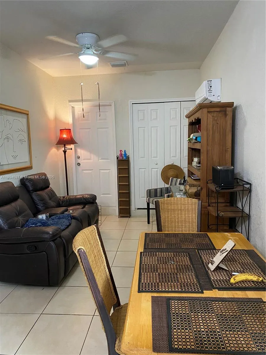 14675 SW 22nd St, #14675