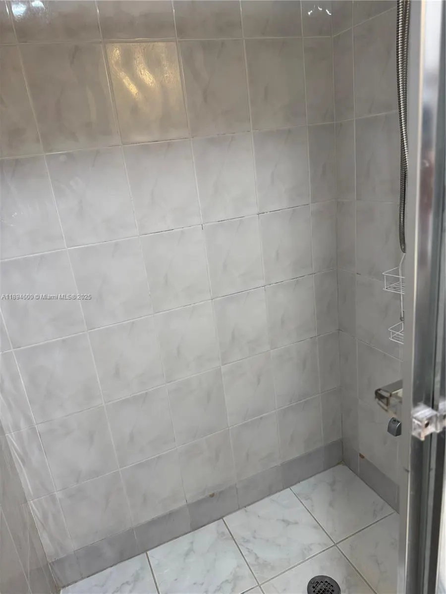 525 N Ocean Blvd, #920