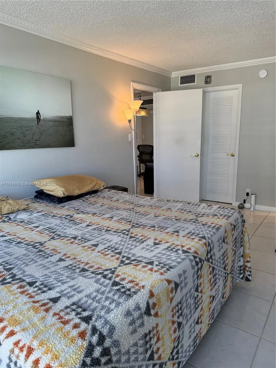 525 N Ocean Blvd, #920
