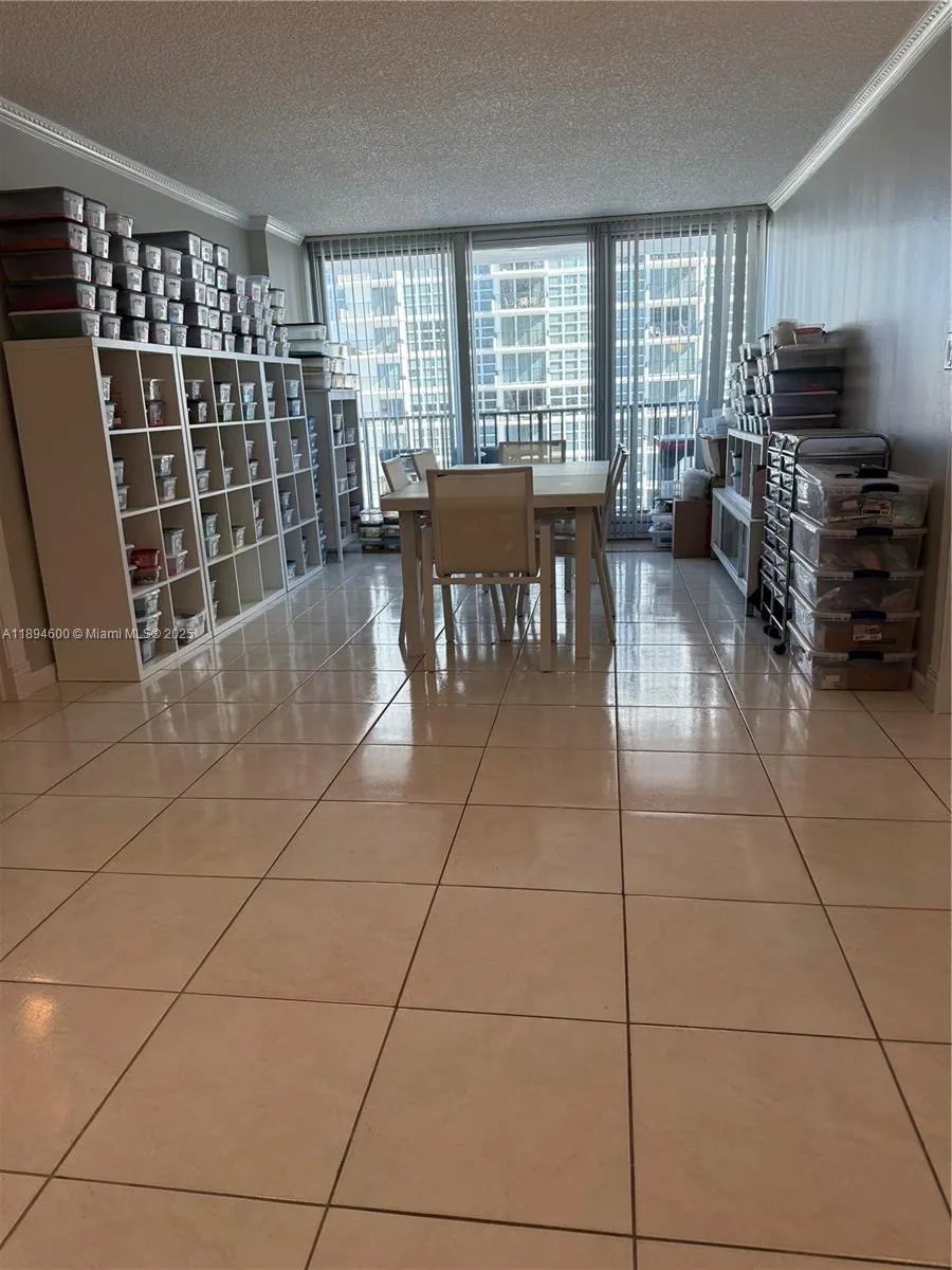 525 N Ocean Blvd, #920