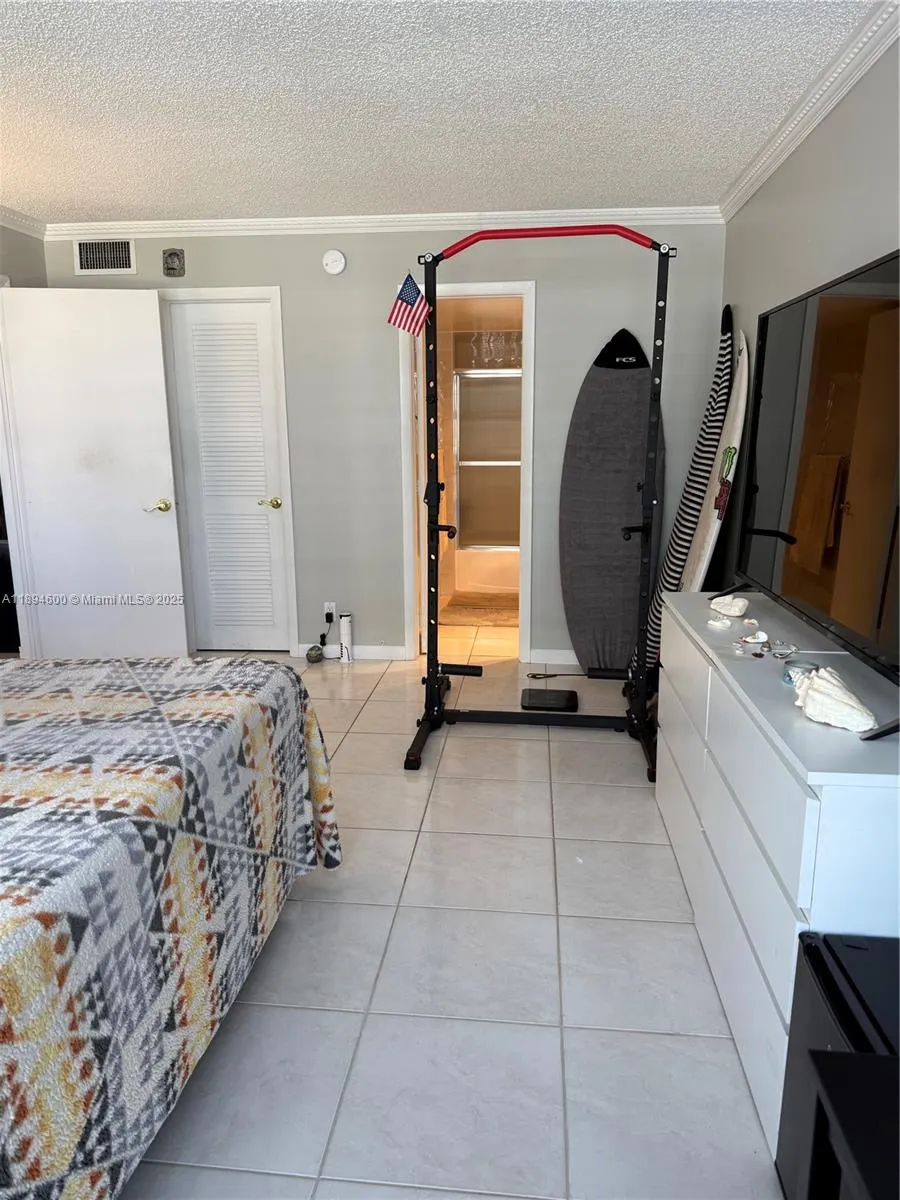 525 N Ocean Blvd, #920