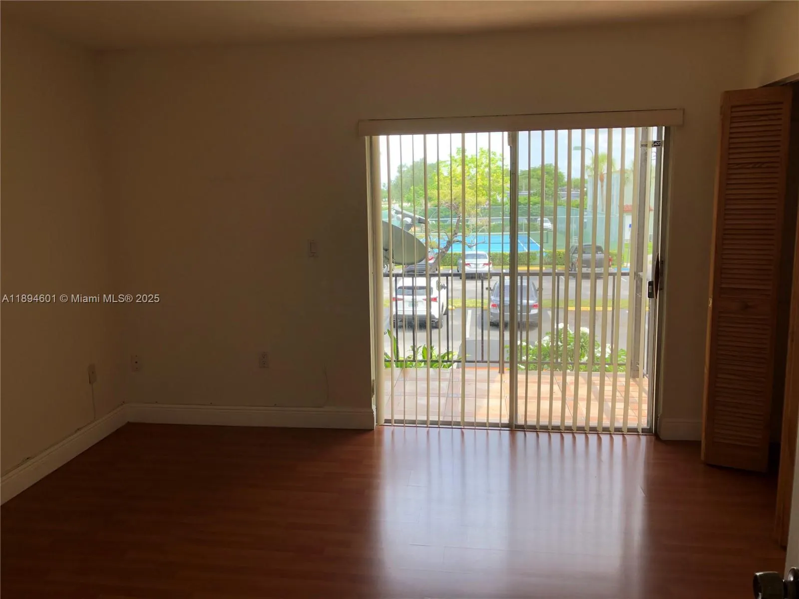 10824 N Kendall Dr, #S-26