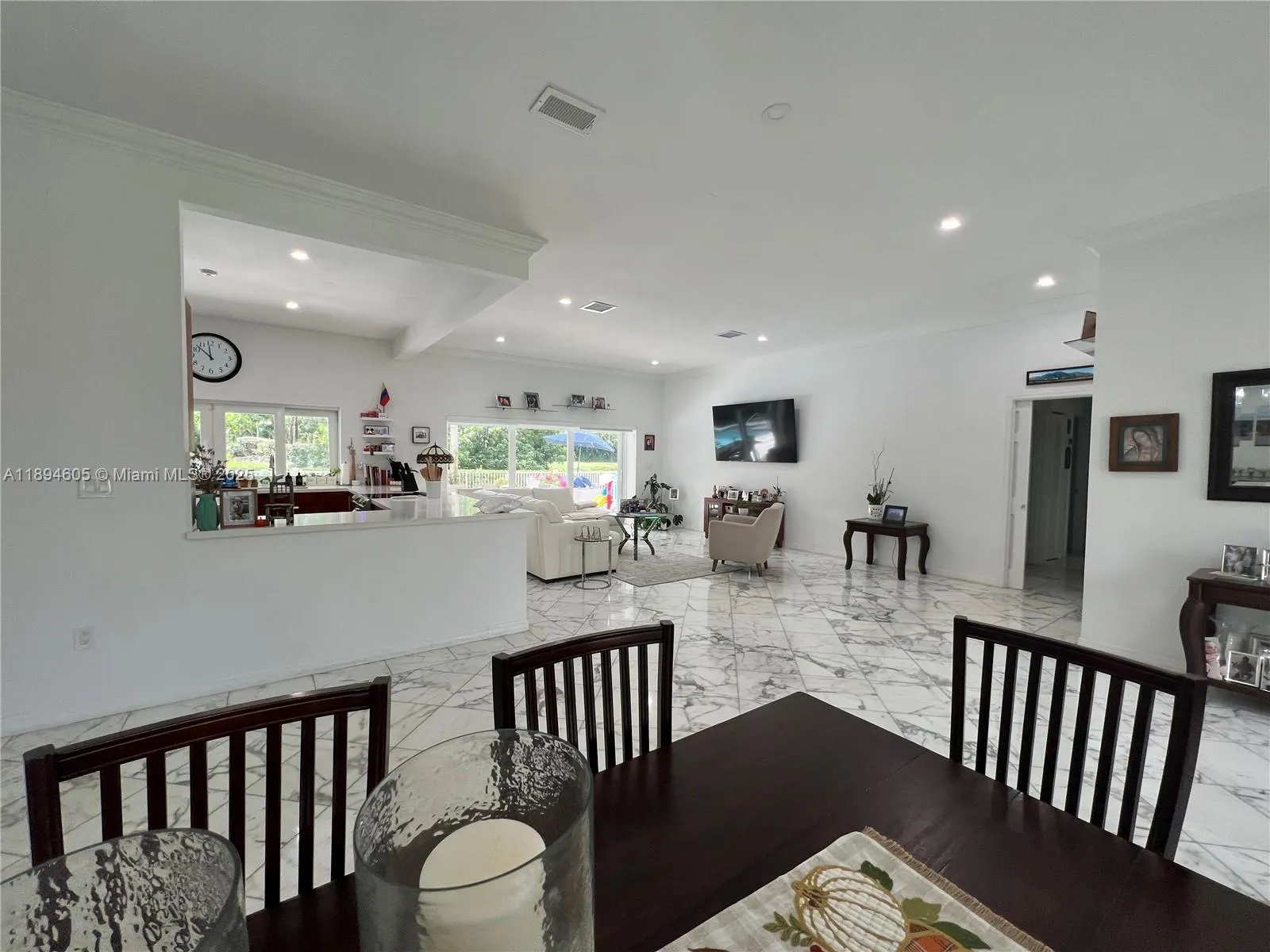 4934 NW 94th Doral Pl