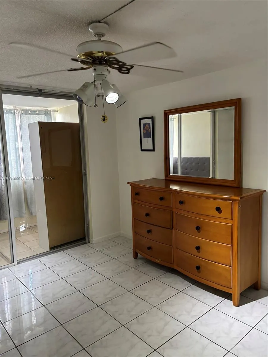 211 NE 8th Ave, #103