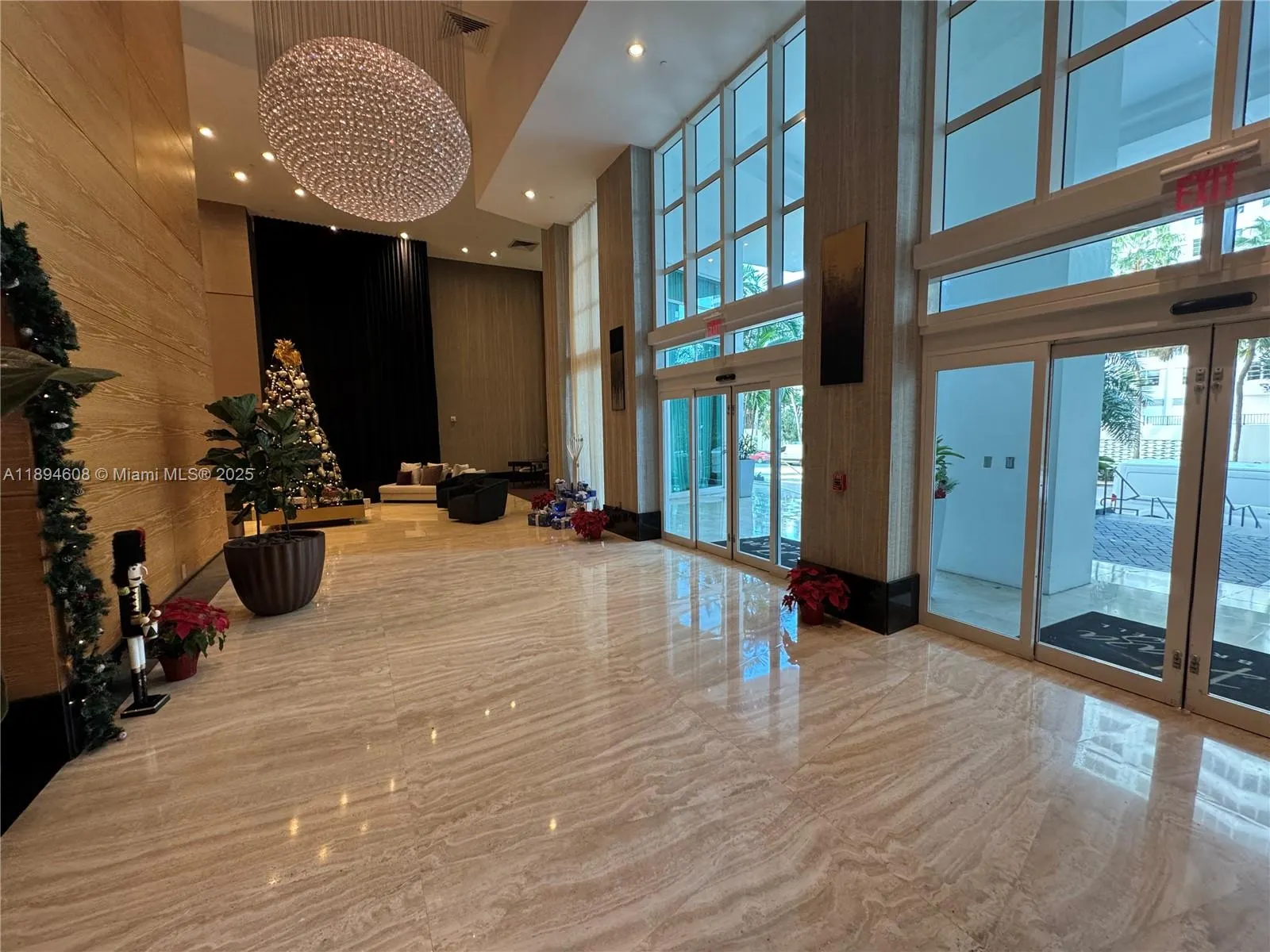 950 Brickell Bay Dr, #3610