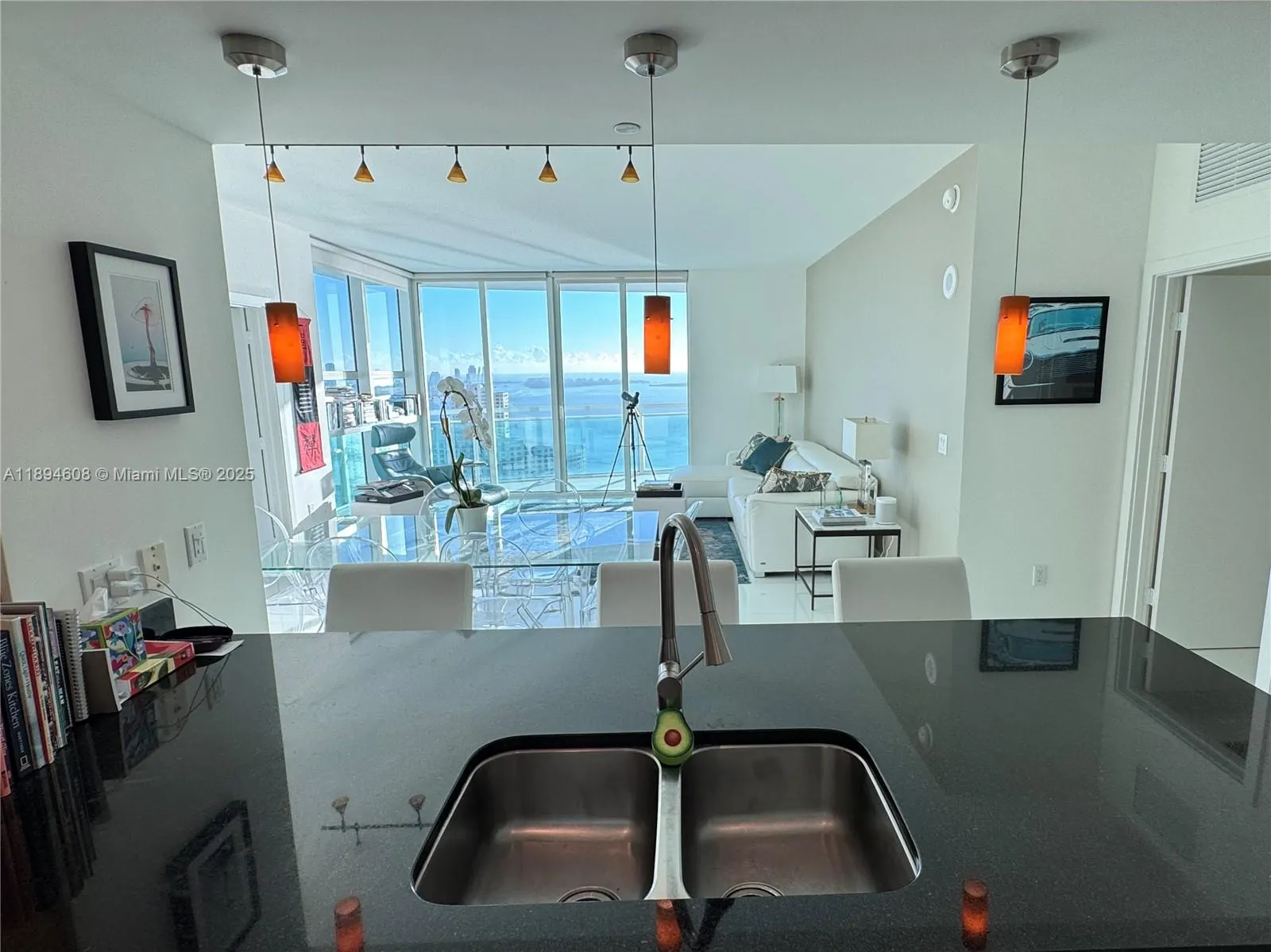 950 Brickell Bay Dr, #3610