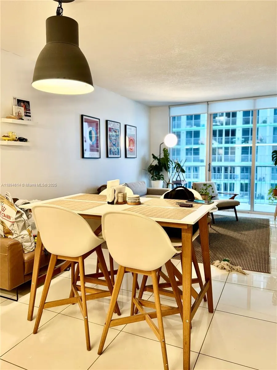 1750 N Bayshore Dr, #1605