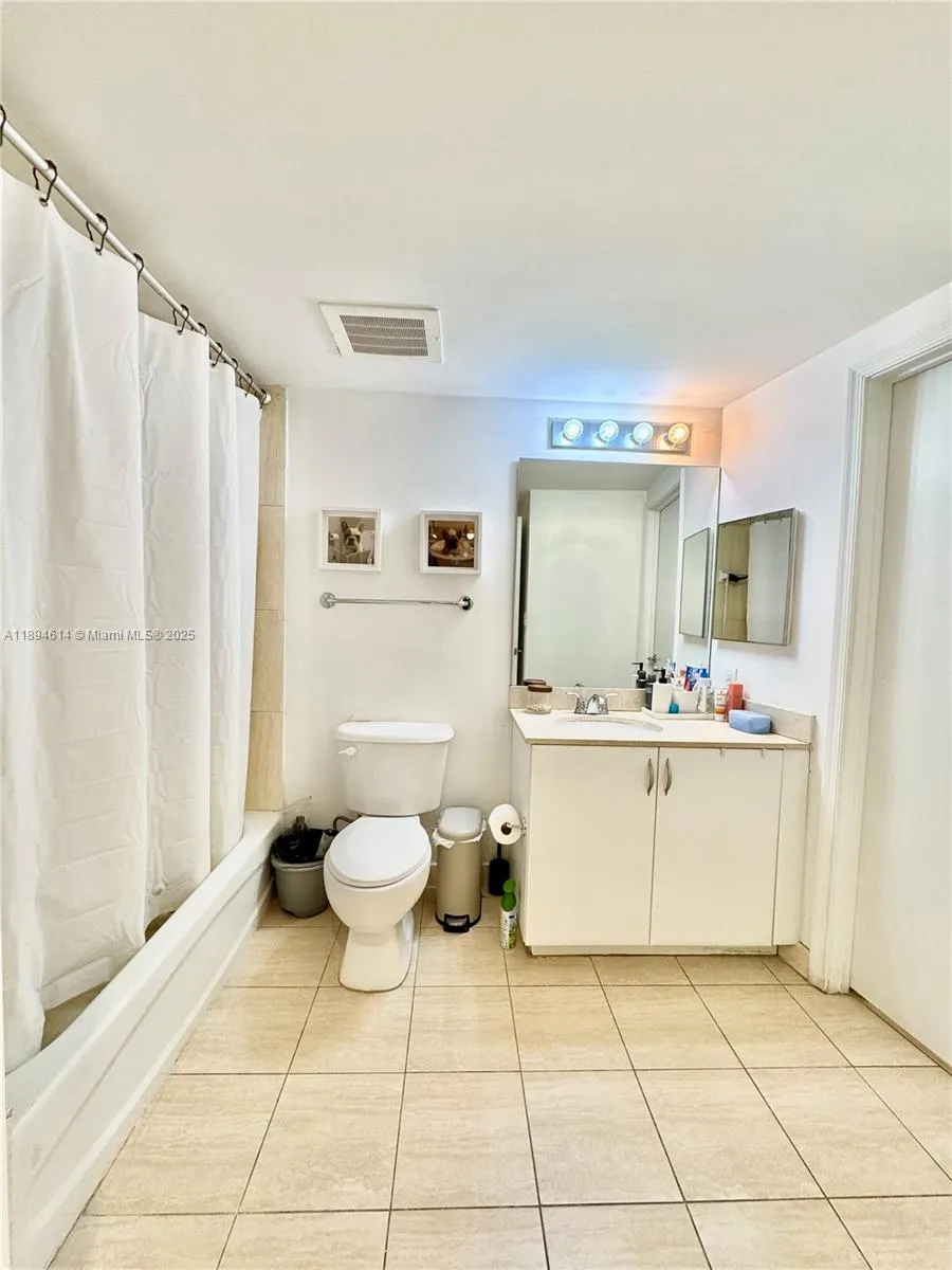 1750 N Bayshore Dr, #1605