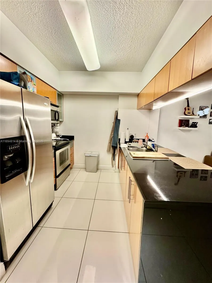 1750 N Bayshore Dr, #1605