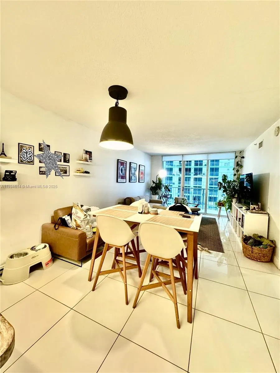 1750 N Bayshore Dr, #1605