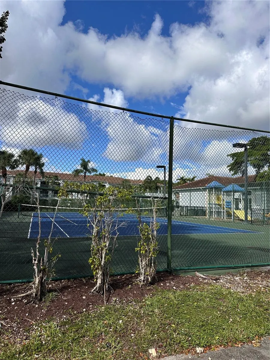 9640 NW 2nd St, #5-306