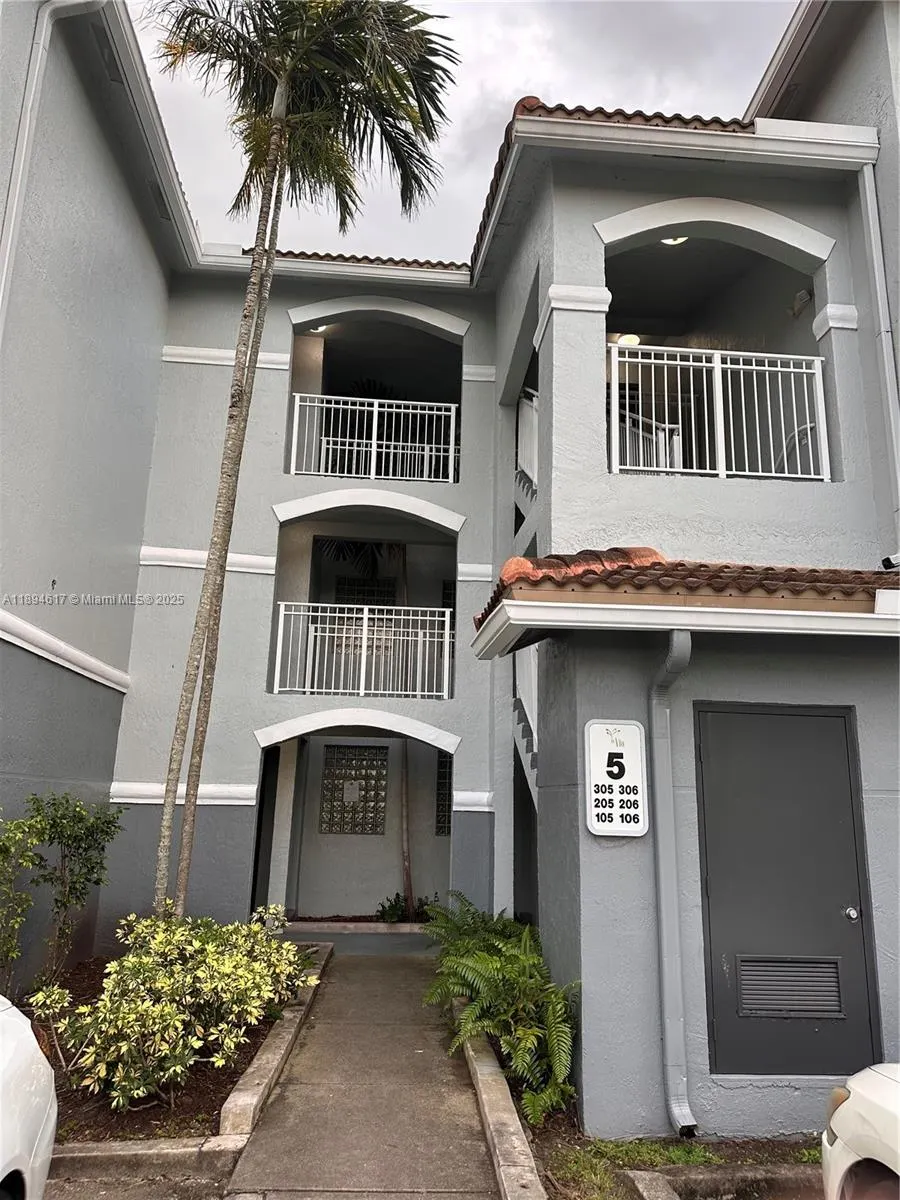 9640 NW 2nd St, #5-306
