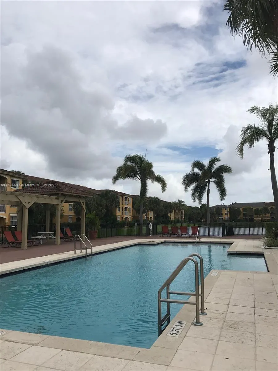 9640 NW 2nd St, #5-306
