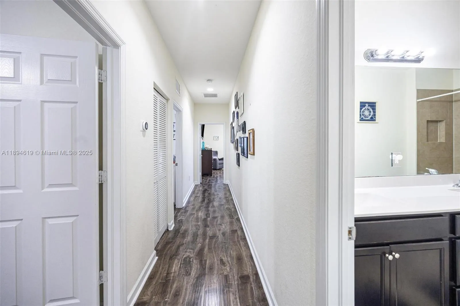 415 SE 34th Ter