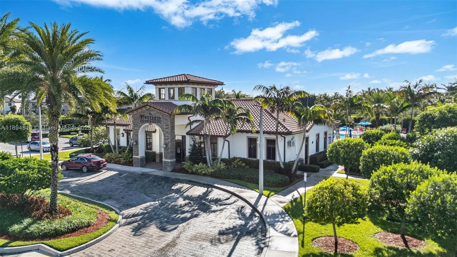 415 SE 34th Ter