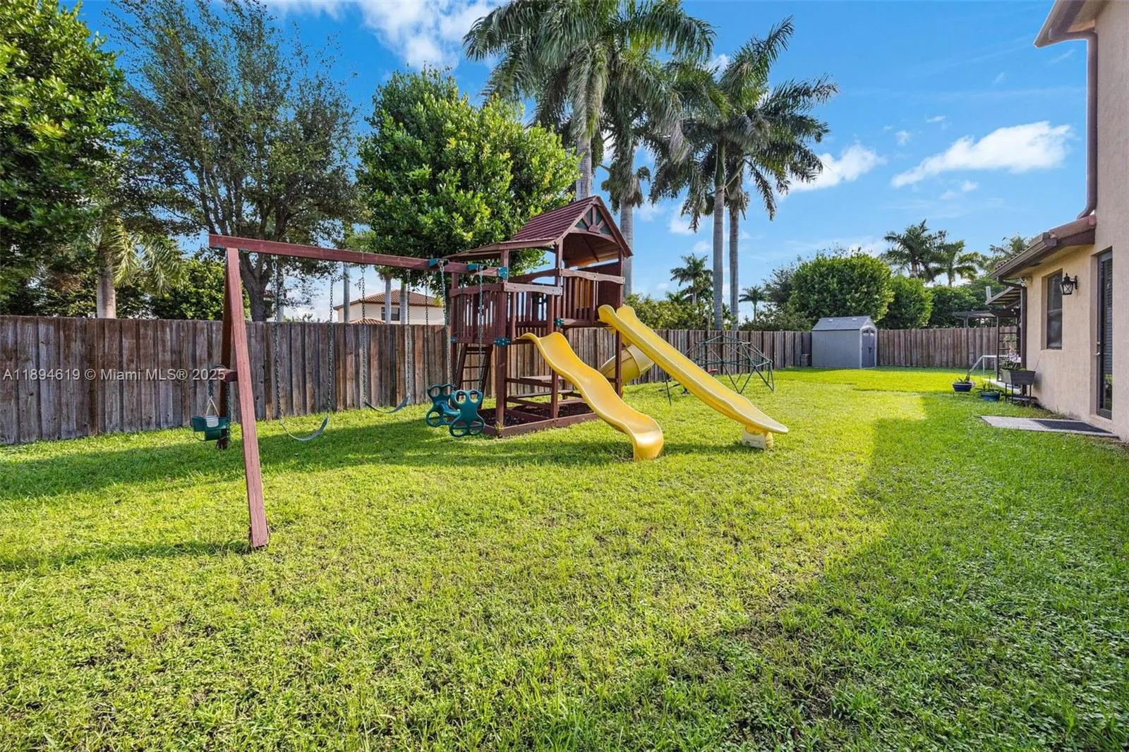 415 SE 34th Ter